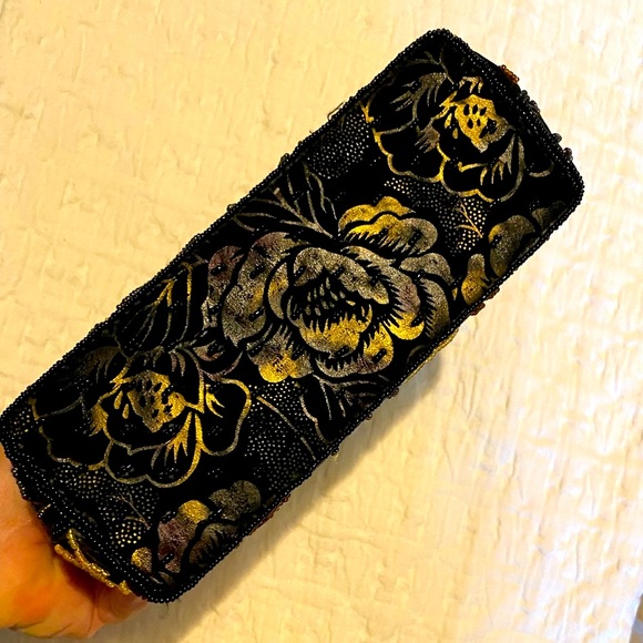 Vintage Beaded Handbag - Picture 2 of 5